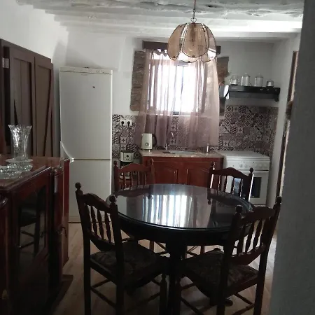 Traditional Stone House Ferienhaus Ano Syros